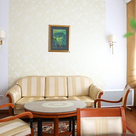 Apart-Hotel Integra Banyaluka Dış mekan fotoğraf