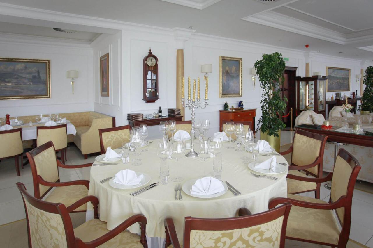 Apart-Hotel Integra Banyaluka Dış mekan fotoğraf