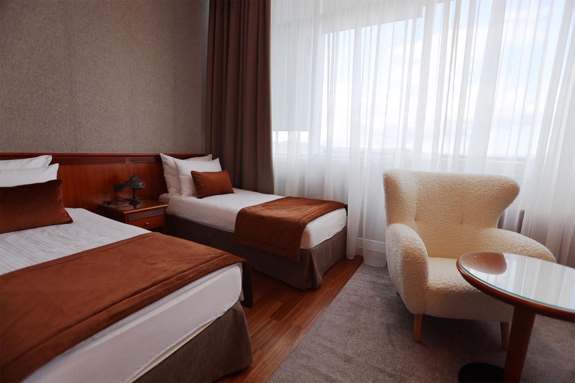 Apart-Hotel Integra Banyaluka Dış mekan fotoğraf