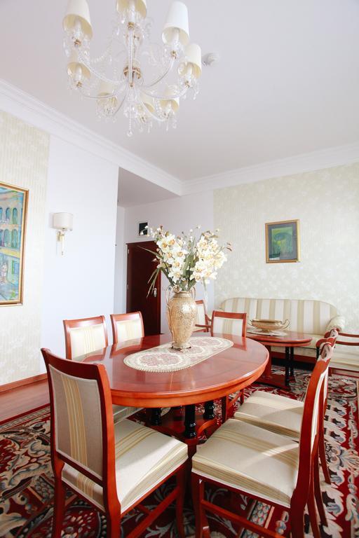 Apart-Hotel Integra Banyaluka Oda fotoğraf